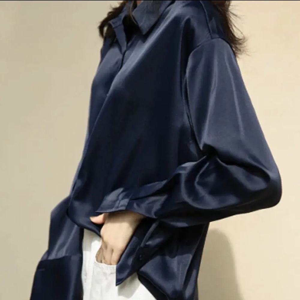Black satin blouse shirt button down NWT flowy top collar